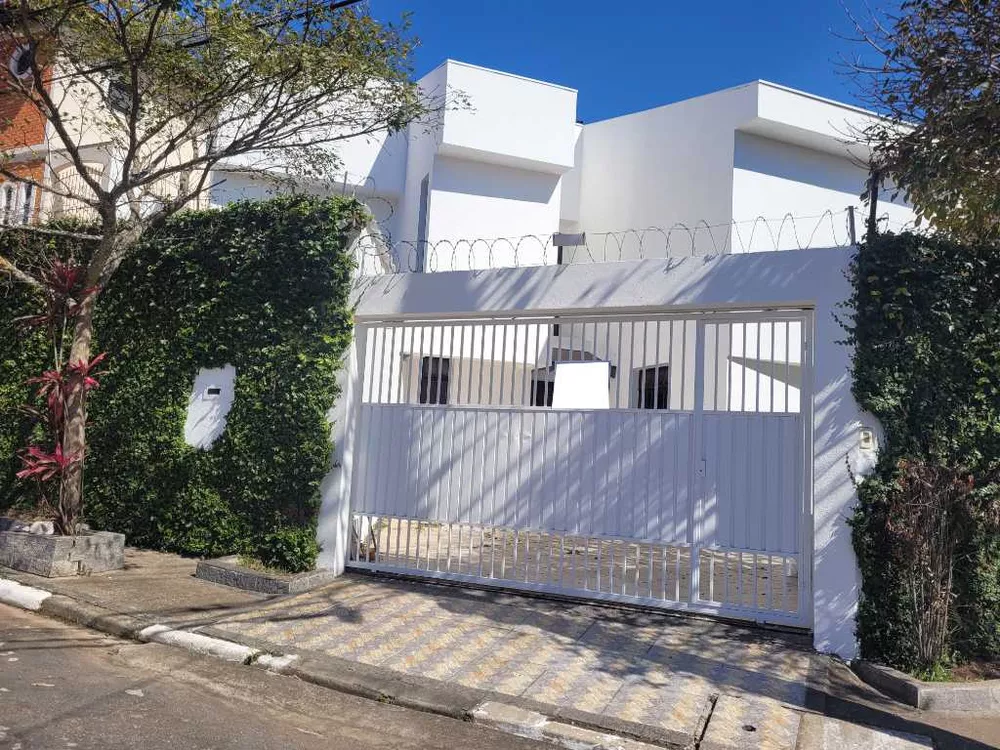 Sobrado à venda com 3 quartos, 274m² - Foto 2