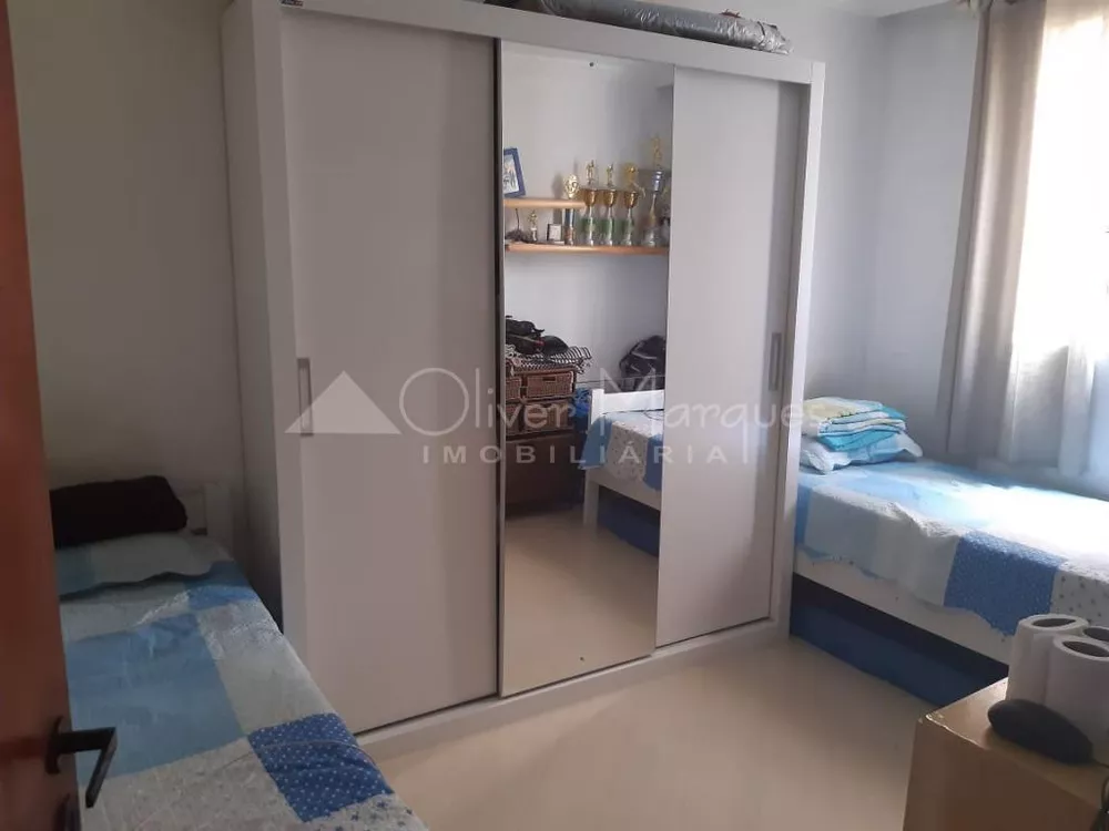 Apartamento à venda com 2 quartos, 62m² - Foto 3