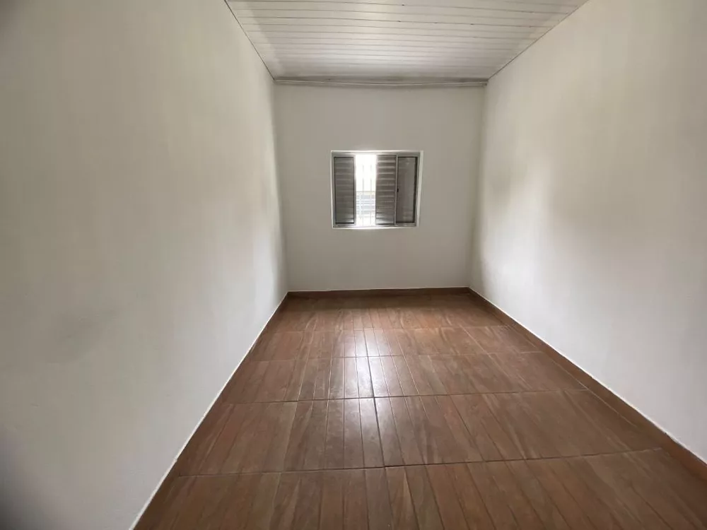 Casa à venda com 2 quartos, 70m² - Foto 9