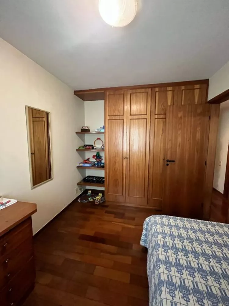 Apartamento à venda com 3 quartos, 130m² - Foto 4