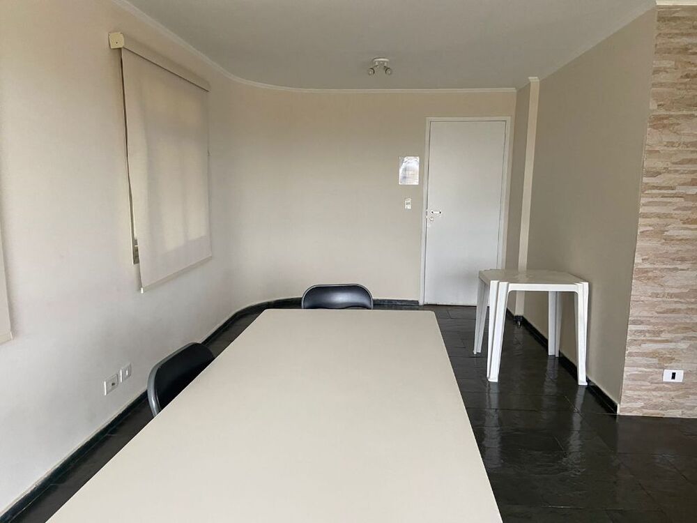Apartamento para alugar com 2 quartos, 65m² - Foto 4