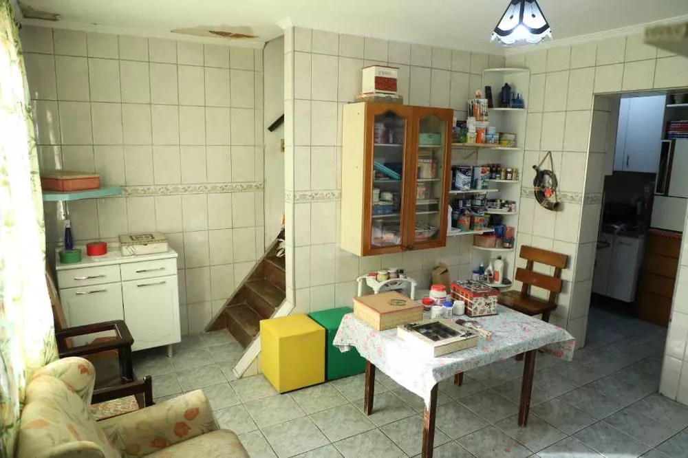 Sobrado à venda com 3 quartos, 254m² - Foto 4