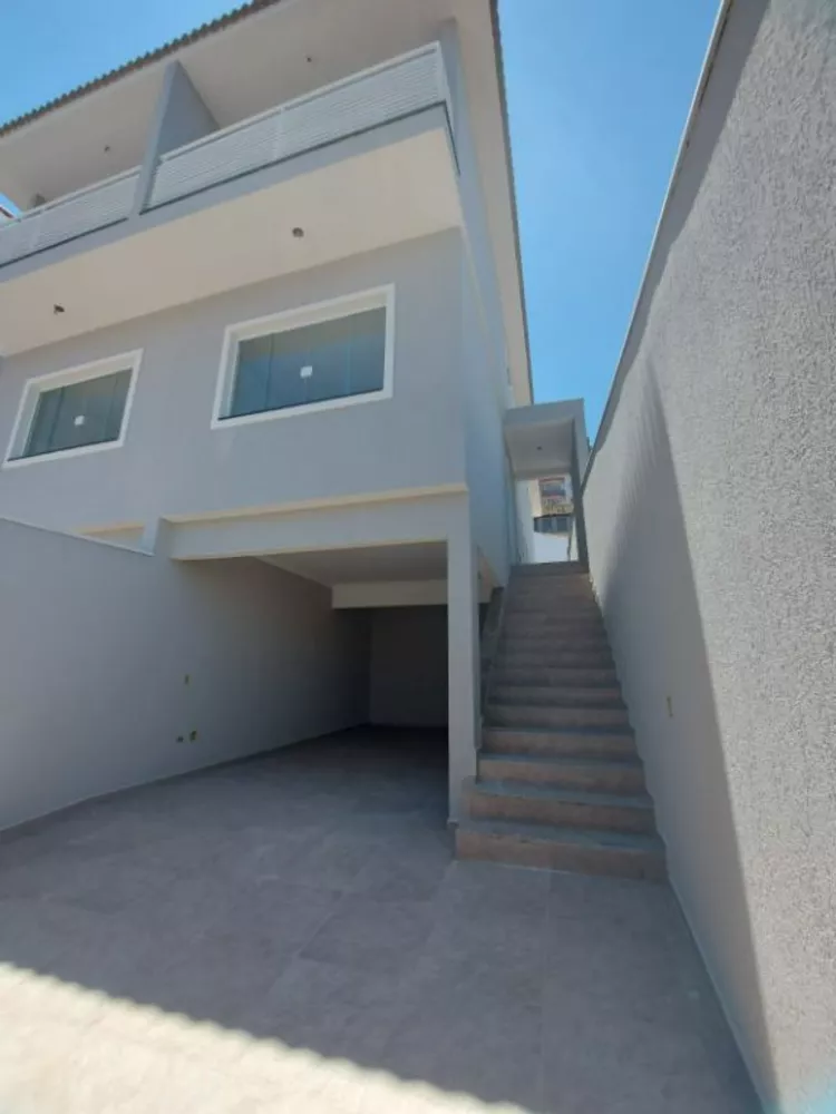 Sobrado à venda com 3 quartos, 180m² - Foto 4