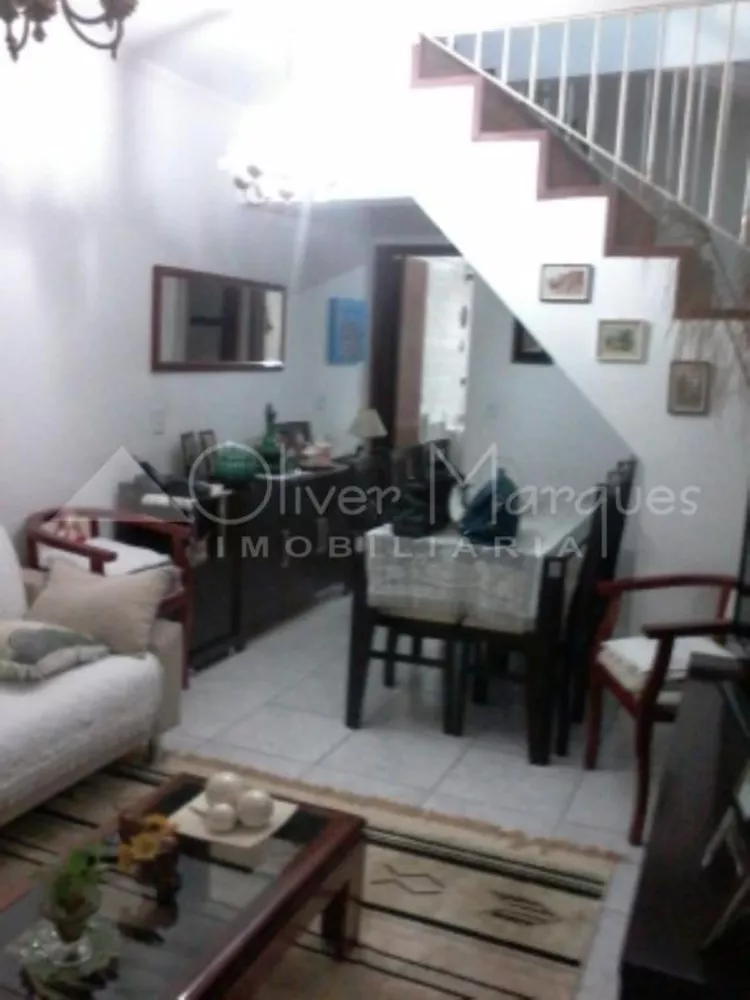 Sobrado à venda com 3 quartos, 180m² - Foto 2