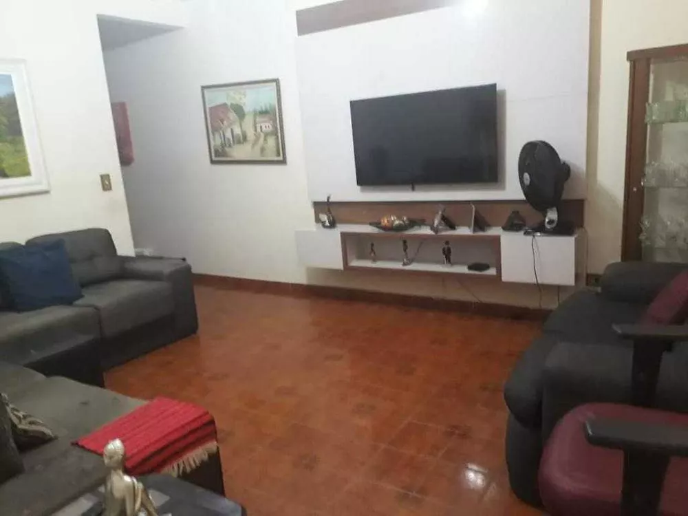 Sobrado à venda com 3 quartos, 180m² - Foto 4