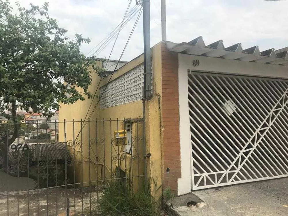 Sobrado à venda com 3 quartos, 180m² - Foto 1