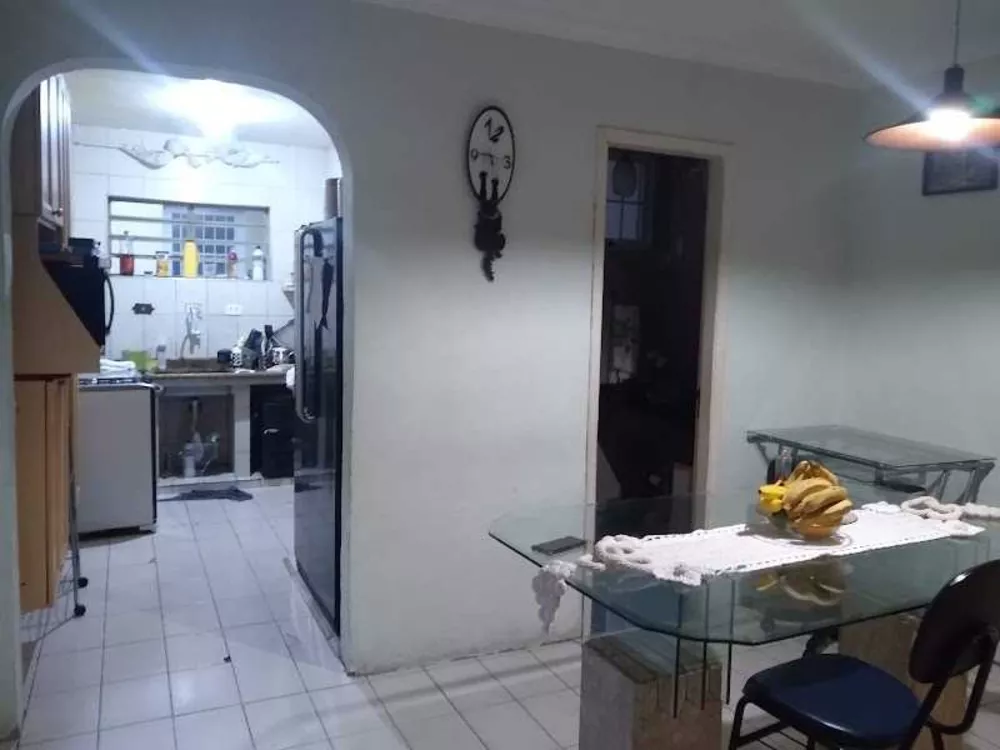 Sobrado à venda com 3 quartos, 140m² - Foto 2