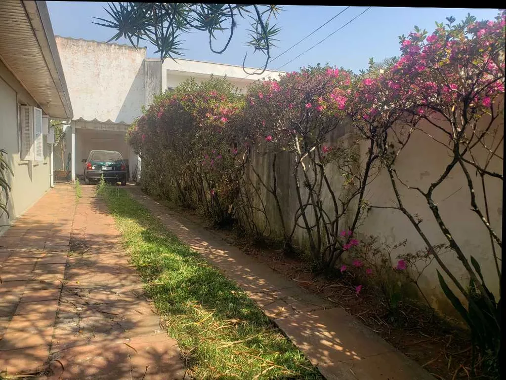 Casa à venda com 3 quartos, 150m² - Foto 2