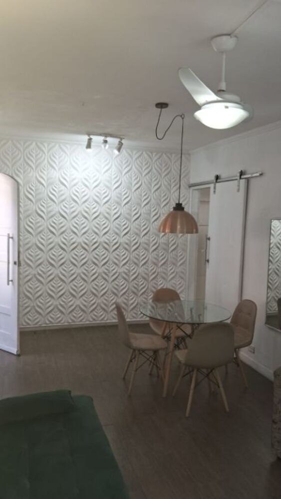 Casa à venda com 2 quartos, 151m² - Foto 4