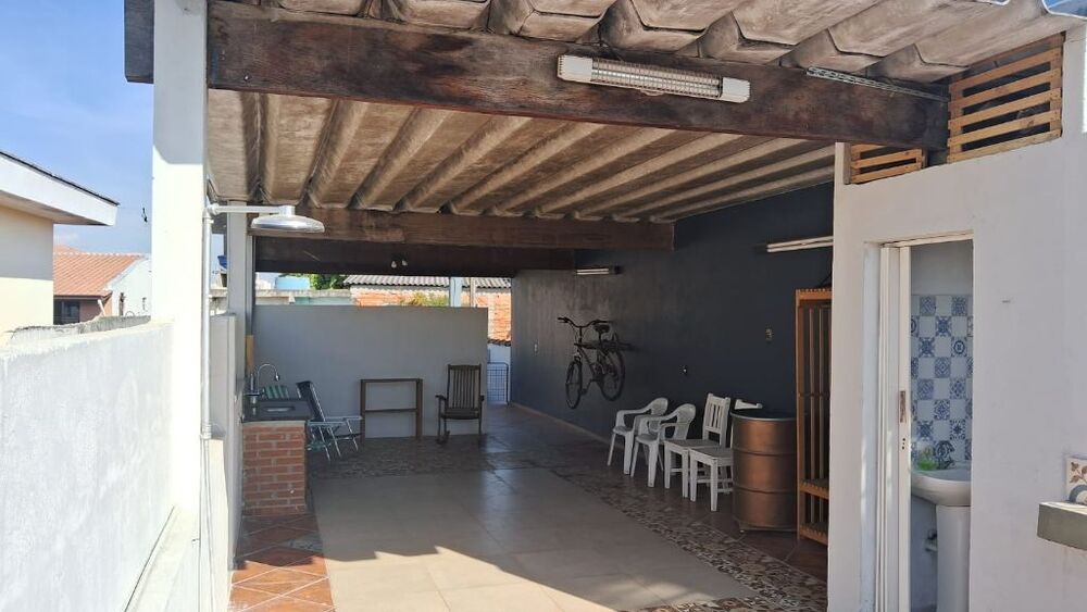 Casa à venda com 2 quartos, 151m² - Foto 5