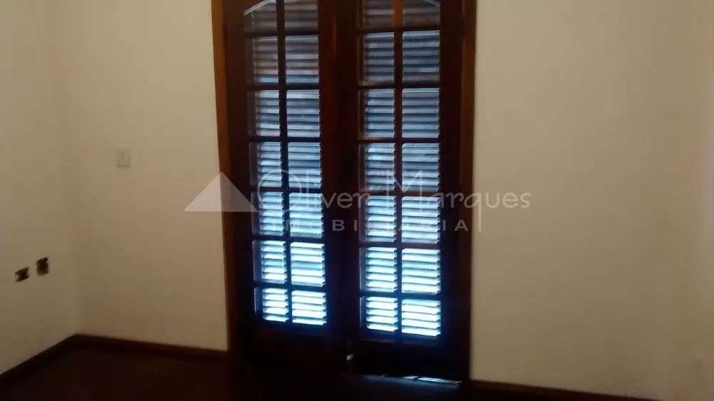 Sobrado à venda com 3 quartos, 198m² - Foto 3