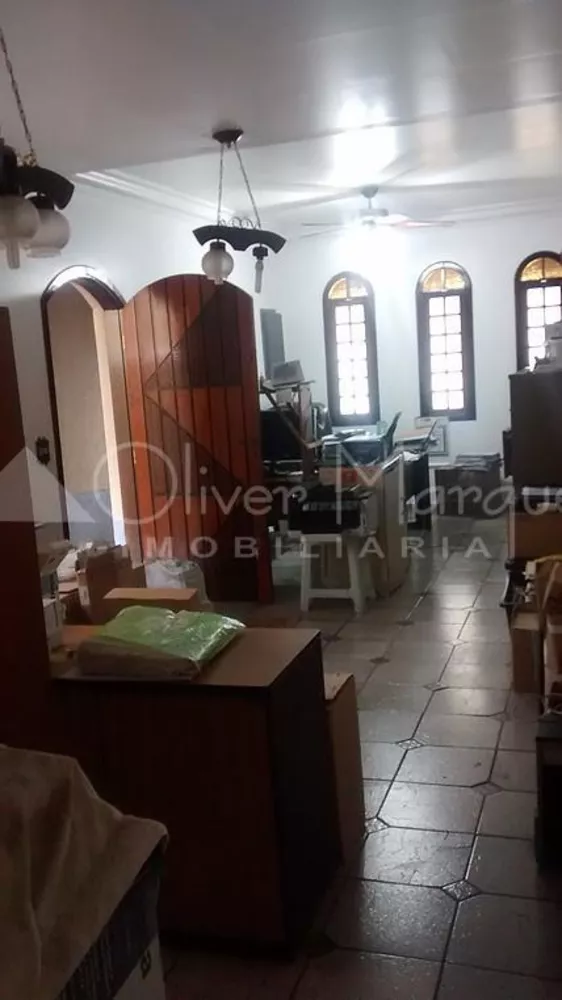 Sobrado à venda com 3 quartos, 198m² - Foto 4