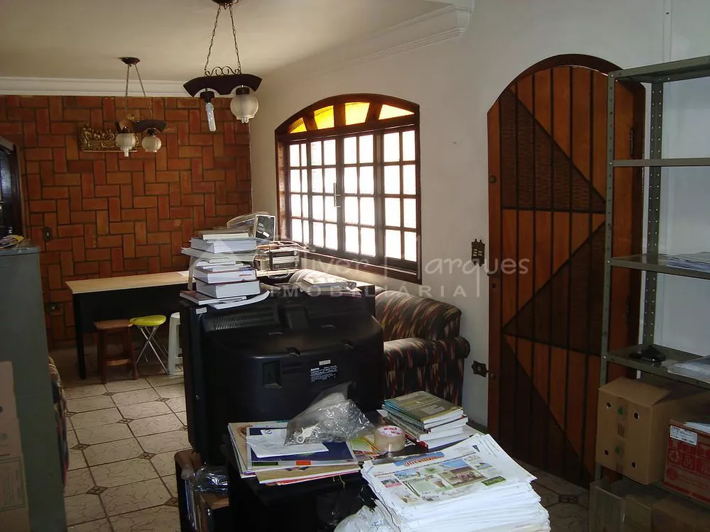 Sobrado à venda com 3 quartos, 198m² - Foto 1