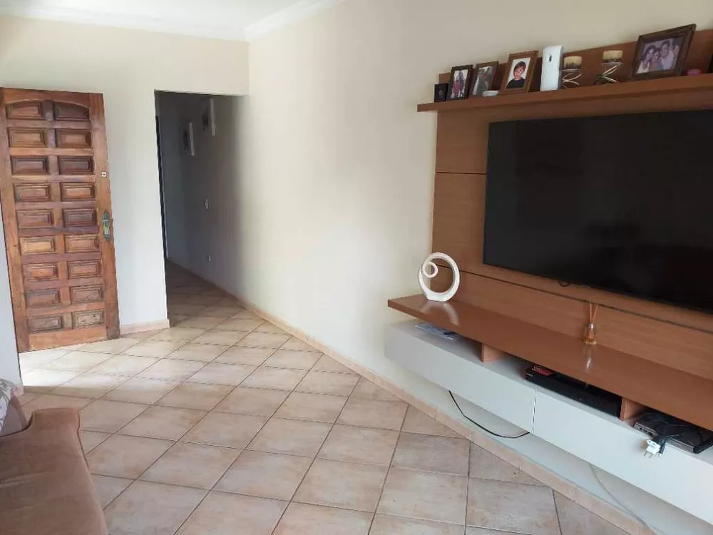 Sobrado à venda com 3 quartos, 183m² - Foto 1