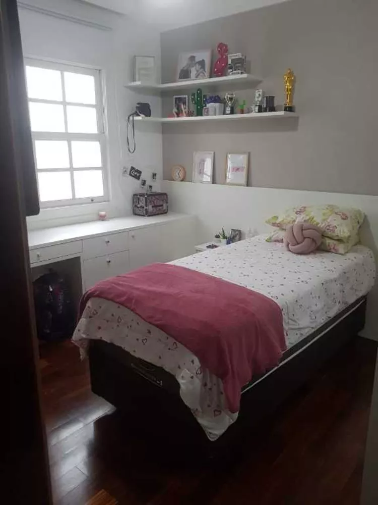 Sobrado à venda com 3 quartos, 180m² - Foto 8