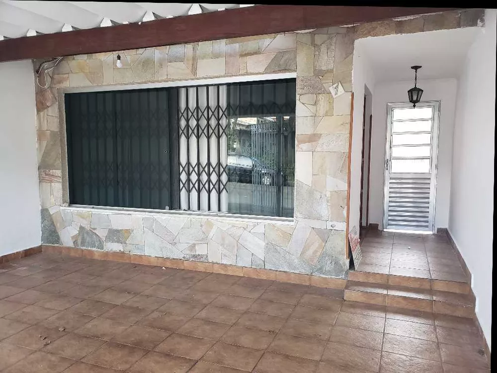 Sobrado à venda com 3 quartos, 180m² - Foto 3