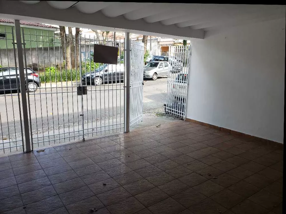 Sobrado à venda com 3 quartos, 180m² - Foto 2