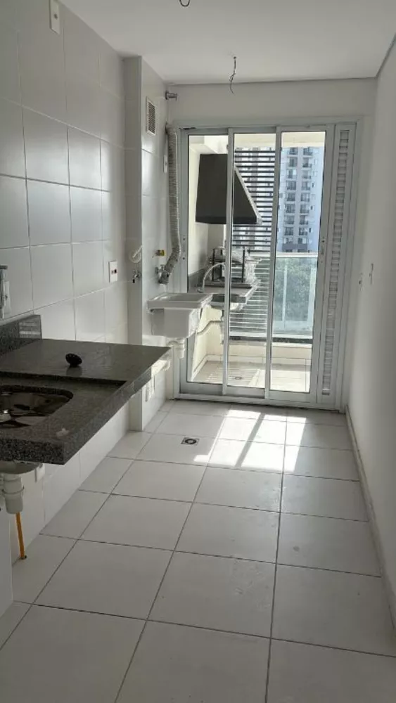 Apartamento à venda com 3 quartos, 65m² - Foto 4