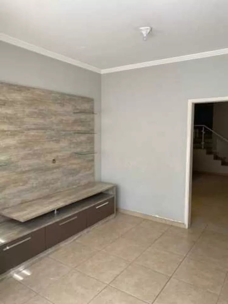 Sobrado à venda com 3 quartos, 199m² - Foto 3