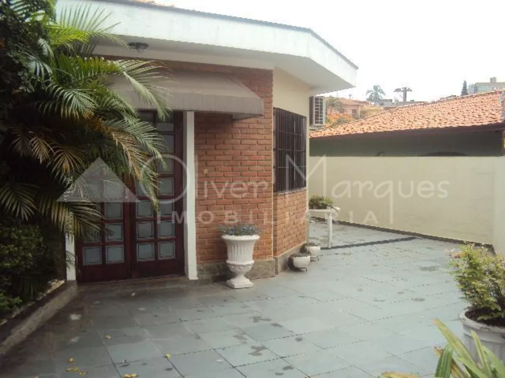 Casa à venda com 3 quartos, 220m² - Foto 4