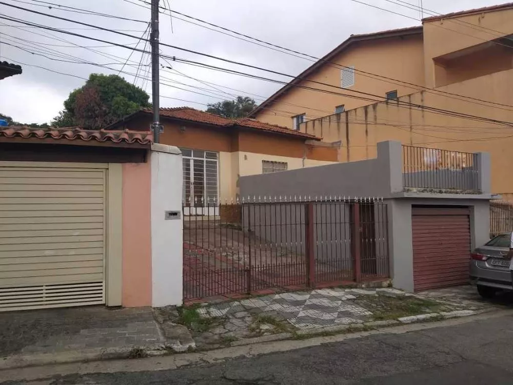 Sobrado à venda com 4 quartos, 370m² - Foto 1