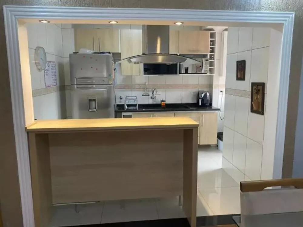 Apartamento à venda com 2 quartos, 60m² - Foto 4