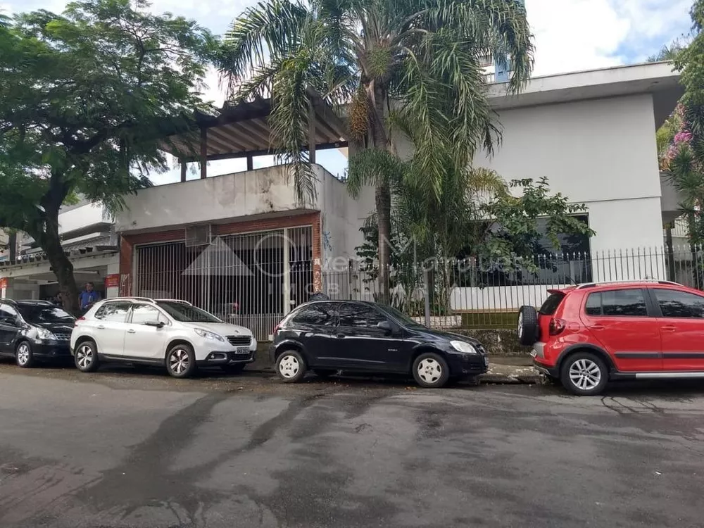 Sobrado para alugar com 4 quartos, 379m² - Foto 2