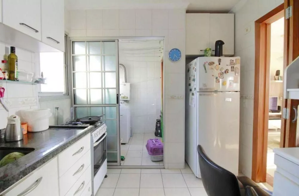 Apartamento à venda com 3 quartos, 71m² - Foto 3