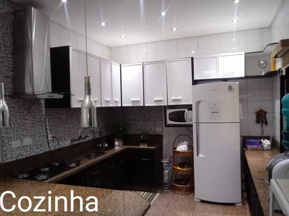 Casa à venda com 3 quartos, 280m² - Foto 22