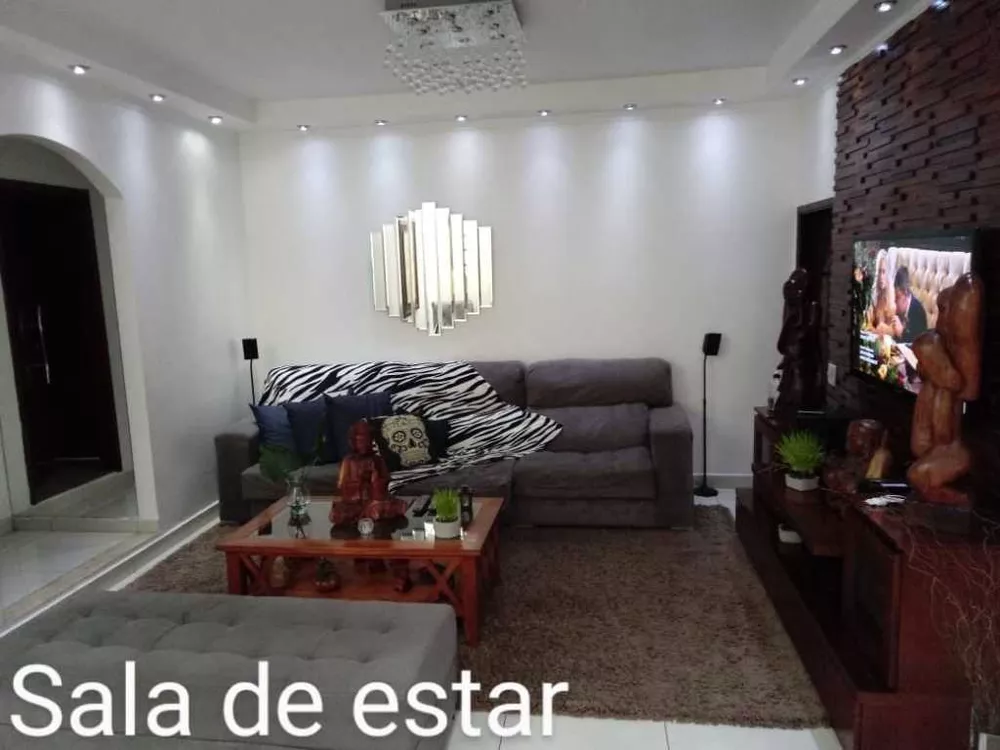 Casa à venda com 3 quartos, 280m² - Foto 14