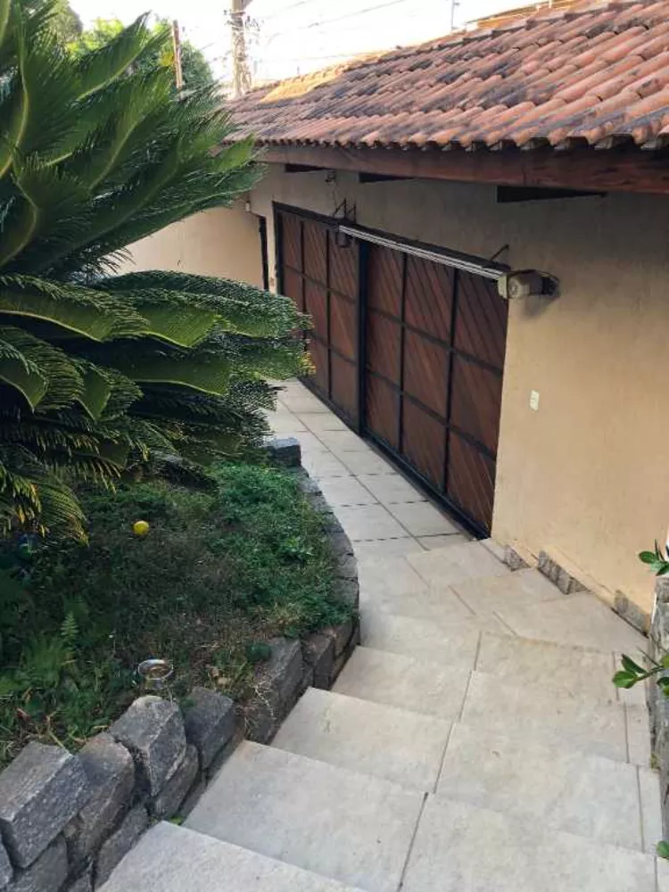 Casa à venda com 3 quartos, 280m² - Foto 5