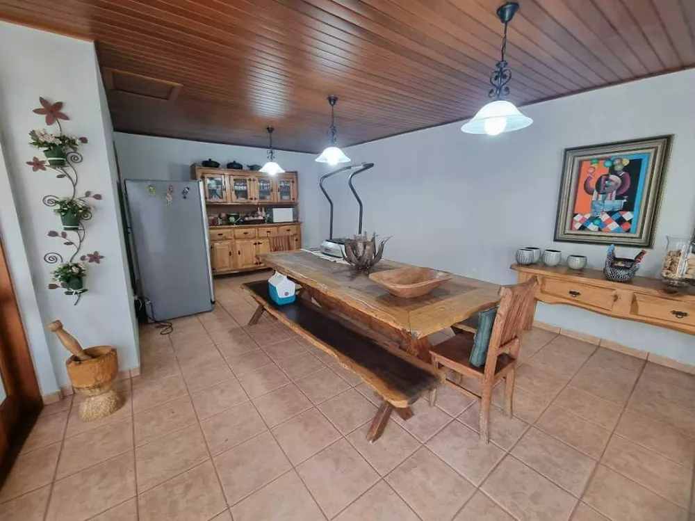 Sobrado à venda com 4 quartos, 550m² - Foto 4