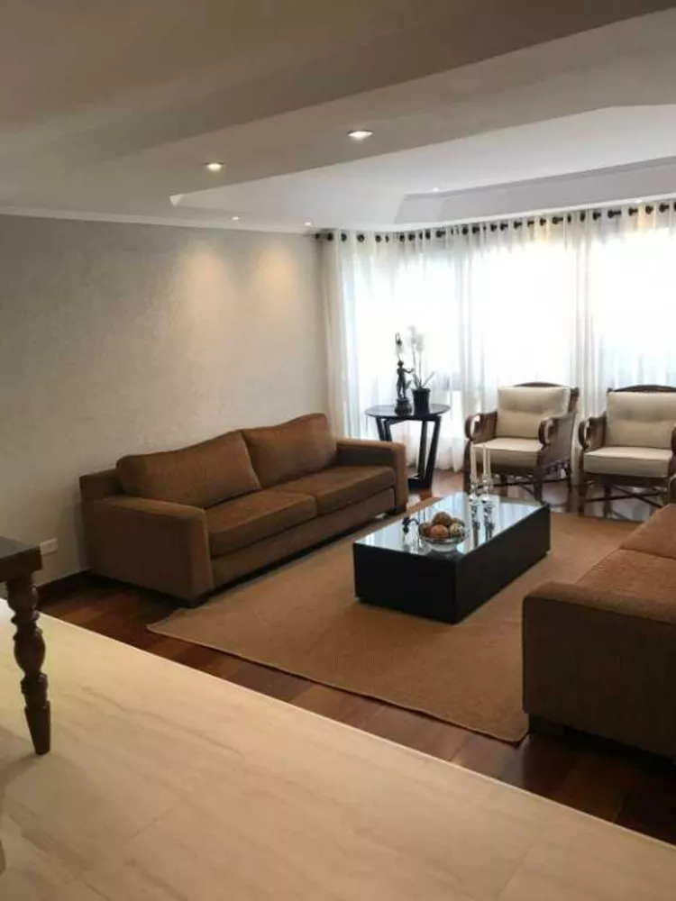 Casa à venda com 4 quartos, 310m² - Foto 1