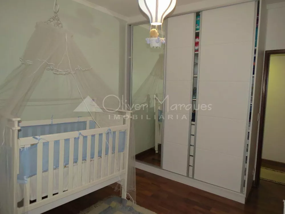 Apartamento à venda com 3 quartos, 188m² - Foto 6