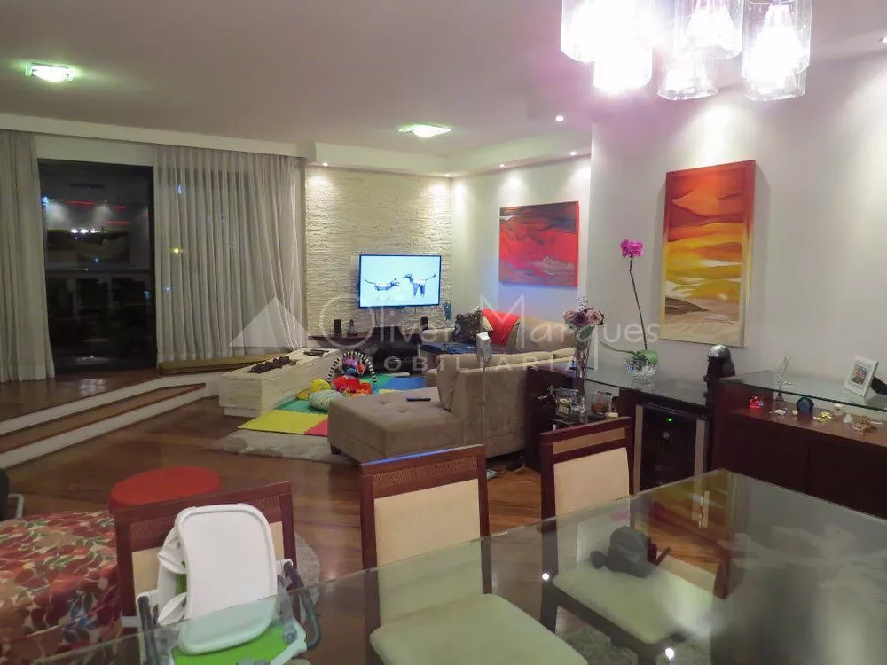 Apartamento à venda com 3 quartos, 188m² - Foto 5