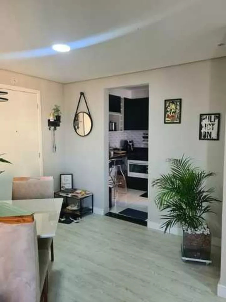 Apartamento à venda com 2 quartos, 52m² - Foto 2