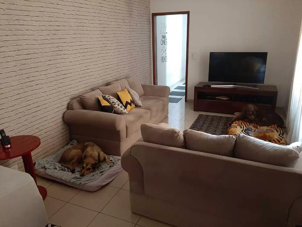 Sobrado à venda com 3 quartos, 191m² - Foto 1