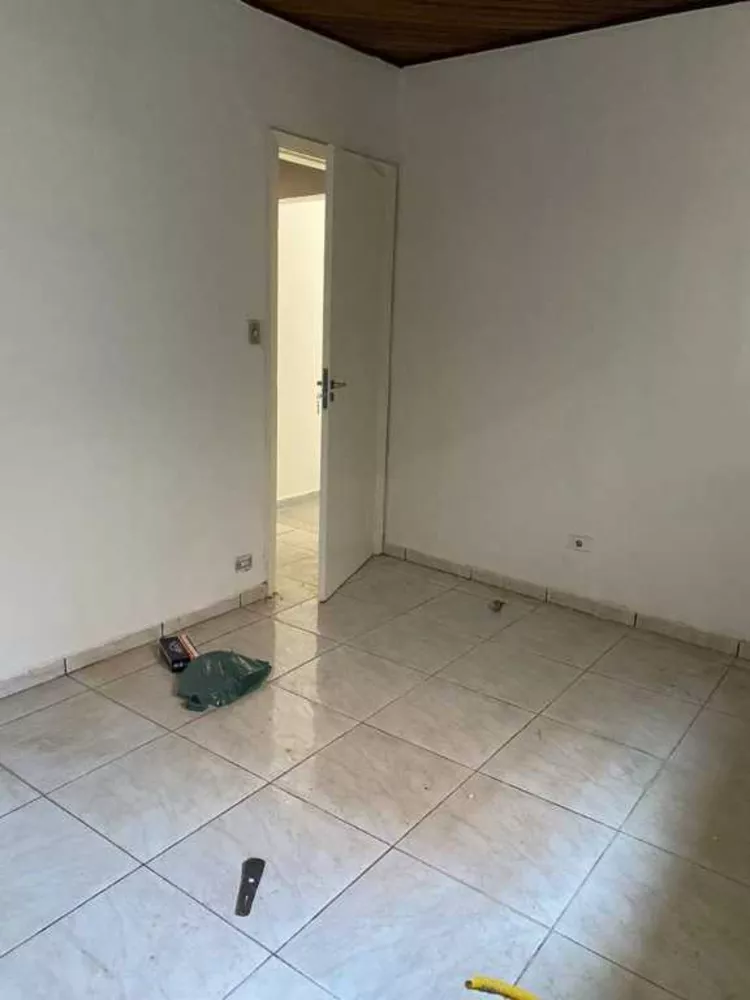 Casa à venda com 3 quartos, 90m² - Foto 7