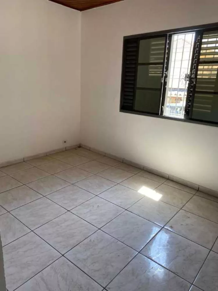 Casa à venda com 3 quartos, 90m² - Foto 5