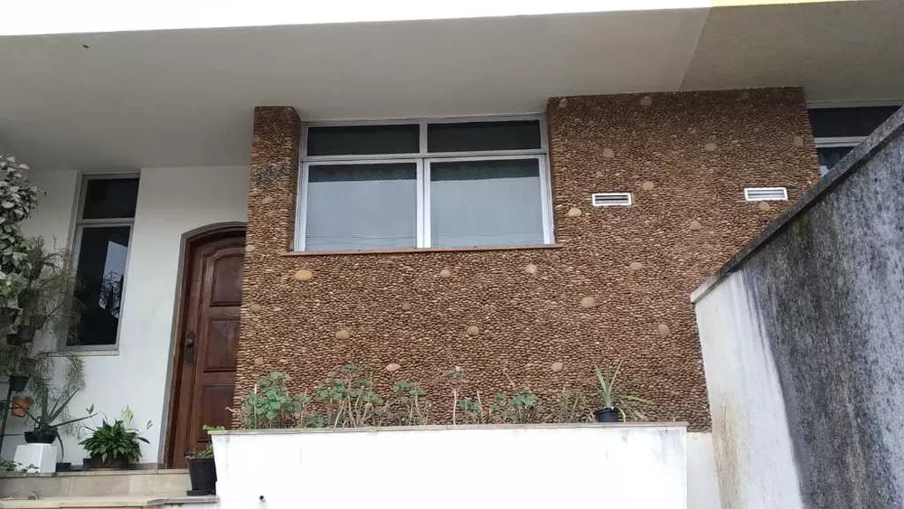 Sobrado à venda com 3 quartos, 196m² - Foto 2