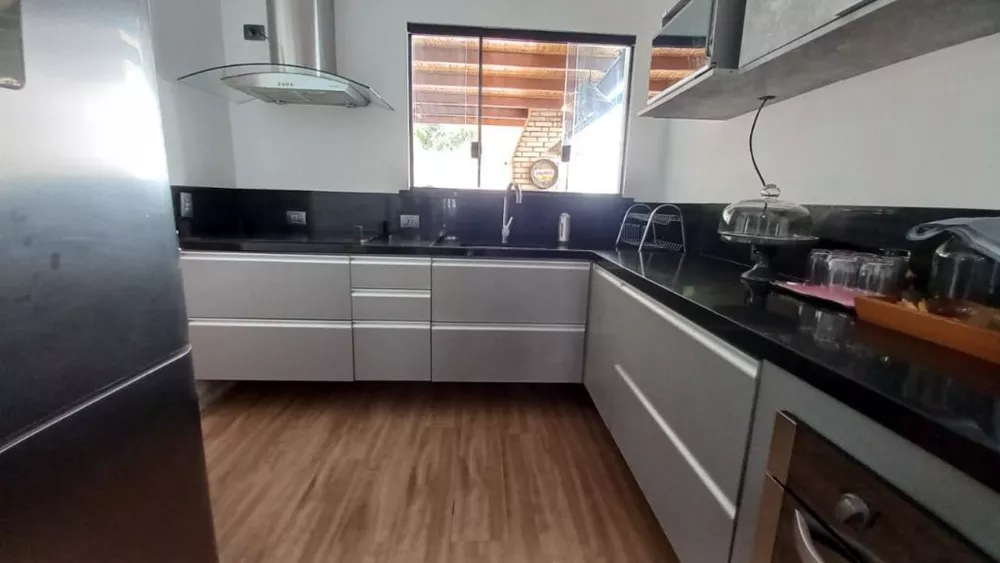 Sobrado à venda com 3 quartos, 120m² - Foto 4