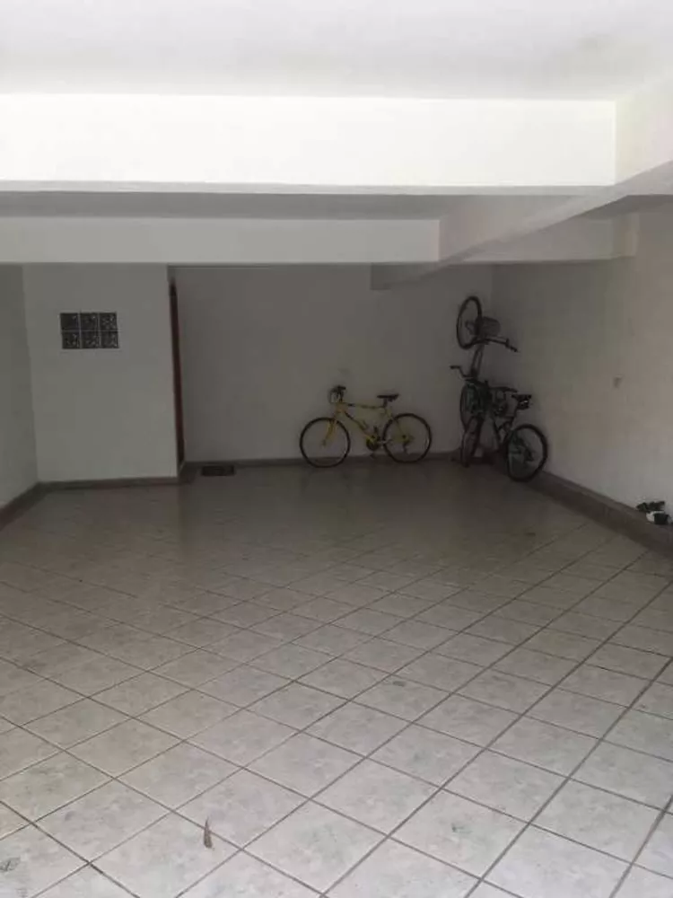 Sobrado à venda com 4 quartos, 218m² - Foto 3