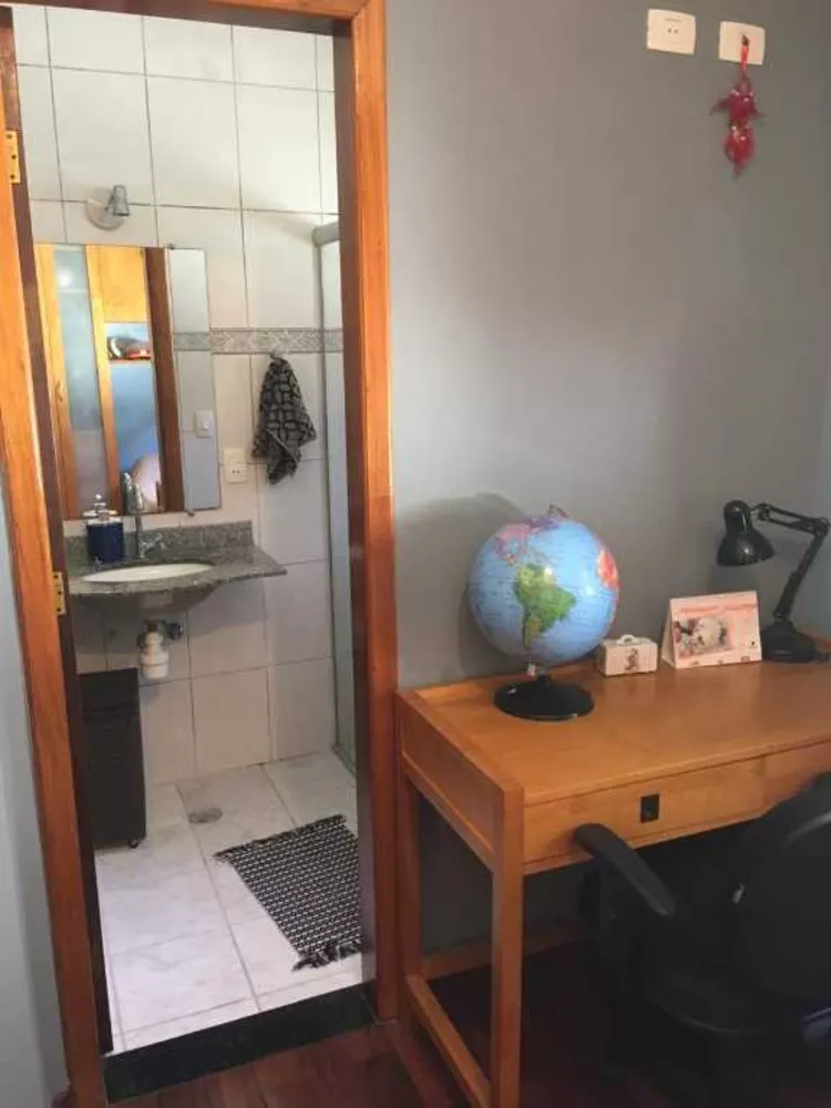 Sobrado à venda com 4 quartos, 218m² - Foto 7