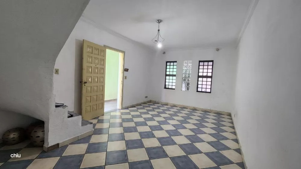 Sobrado à venda com 3 quartos, 130m² - Foto 1