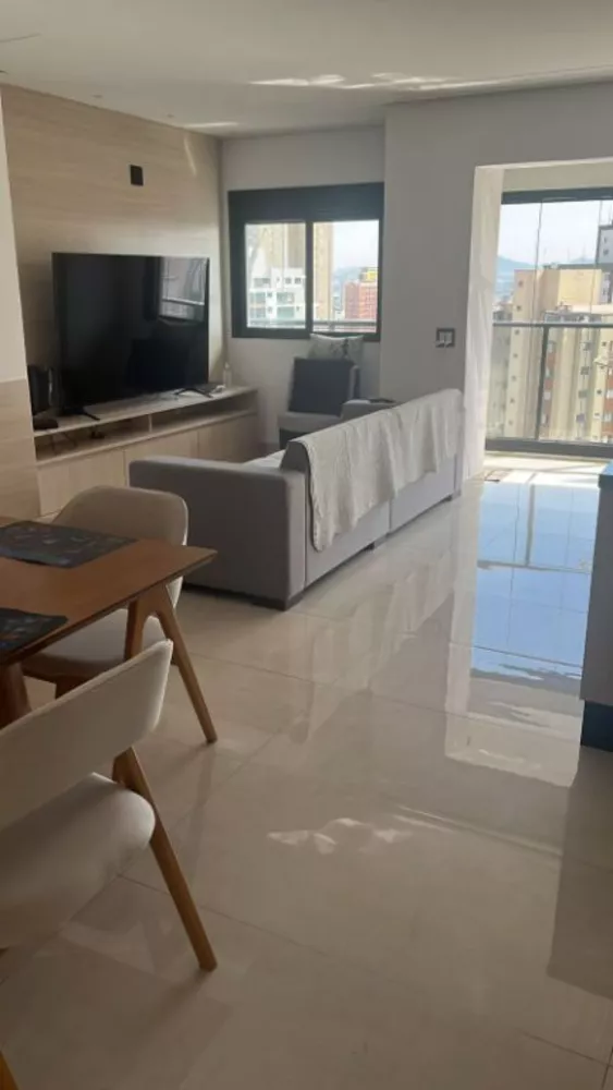 Apartamento à venda com 2 quartos, 78m² - Foto 1