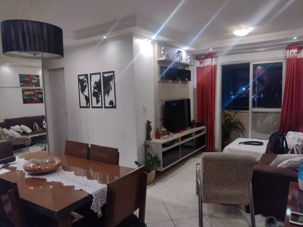 Apartamento à venda com 3 quartos, 65m² - Foto 4