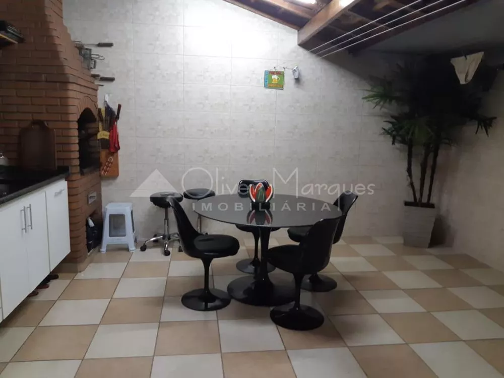 Sobrado à venda com 3 quartos, 170m² - Foto 1