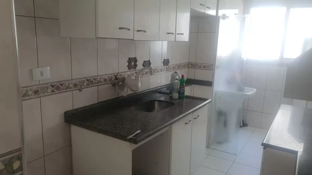 Apartamento para alugar com 3 quartos, 64m² - Foto 5