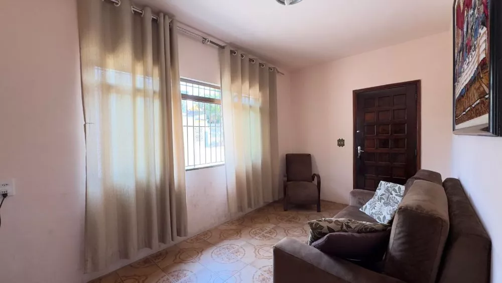 Casa à venda com 3 quartos, 120m² - Foto 3