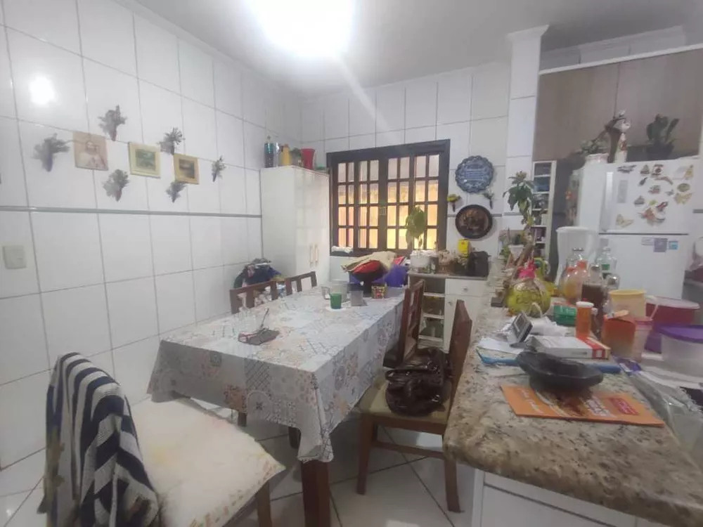 Sobrado à venda com 3 quartos, 123m² - Foto 2